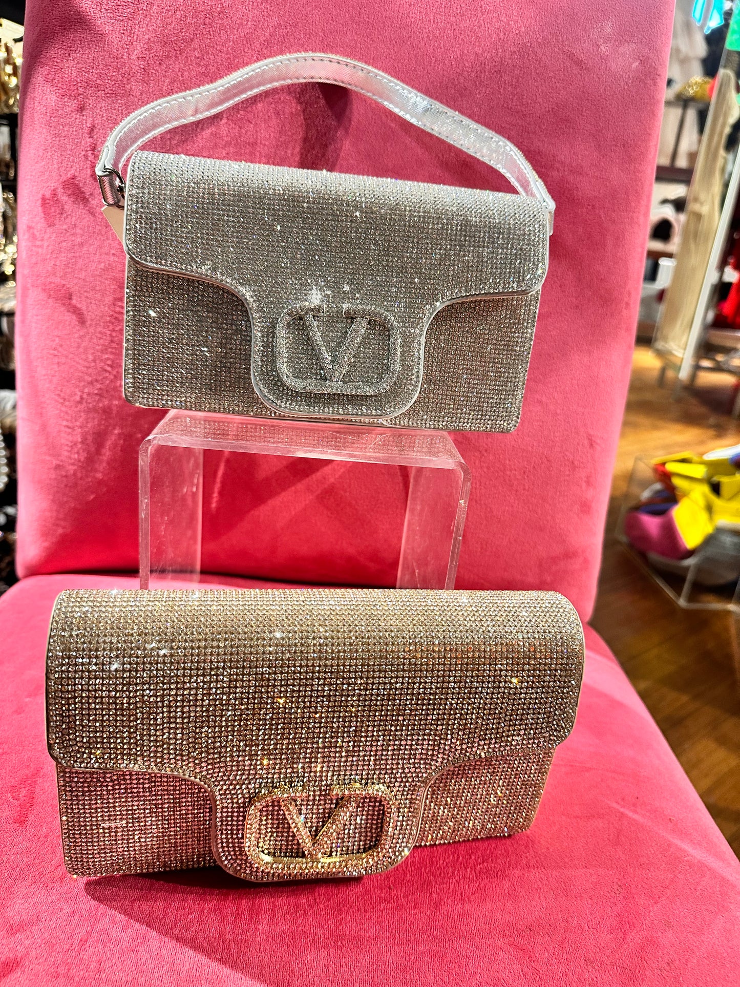 V RHINESTONE PARTY BAG