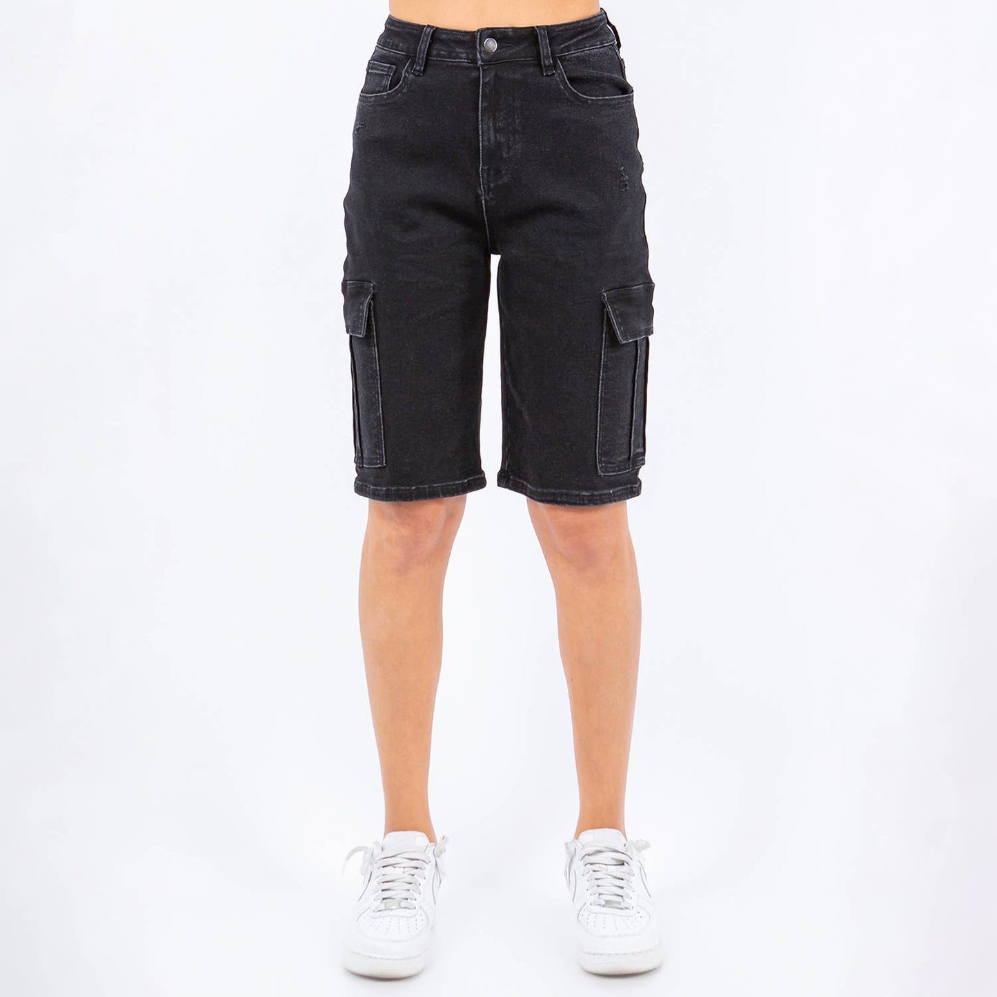 CARGO POCKET DENIM BERMUDA SHORtS