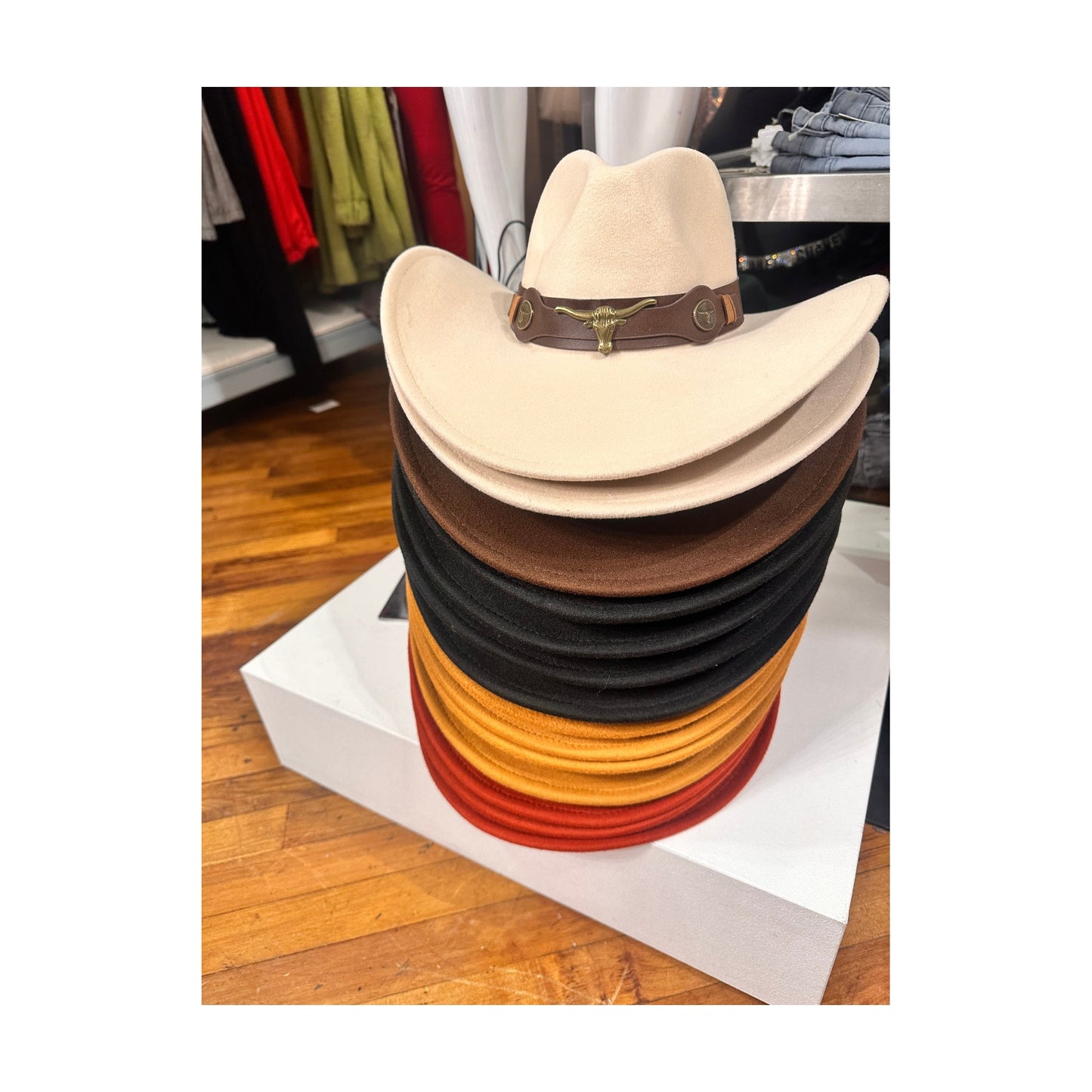 COWBOY HAT