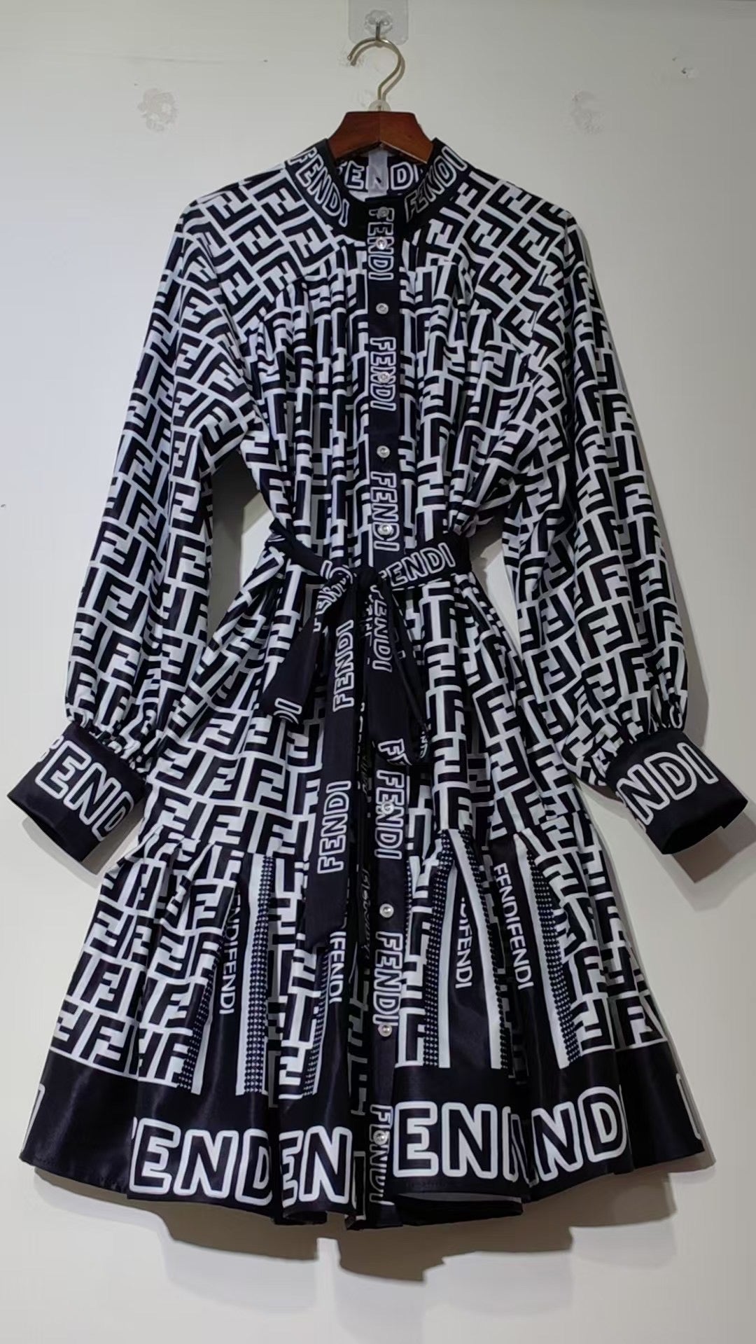 CELEBRITY GLAM  DRESS 456