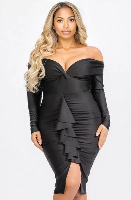 CURVY GIRL RUSHED OFF SHOULDER MINI