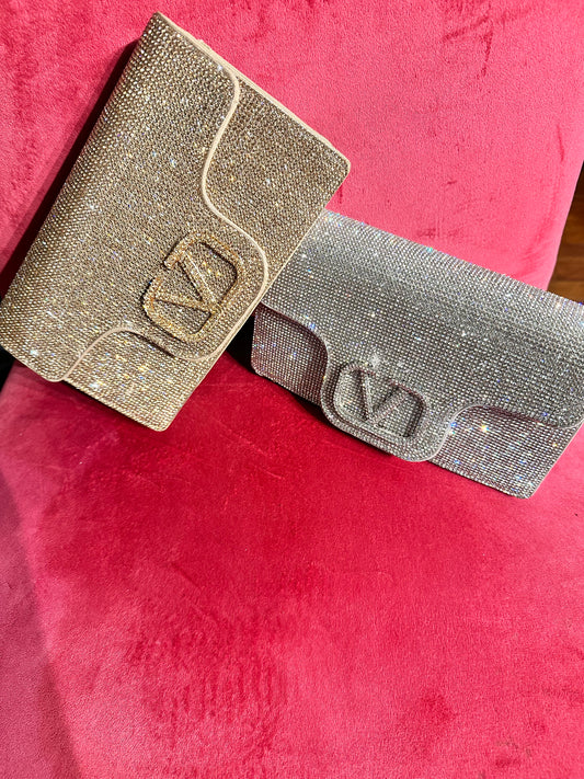 V RHINESTONE PARTY BAG