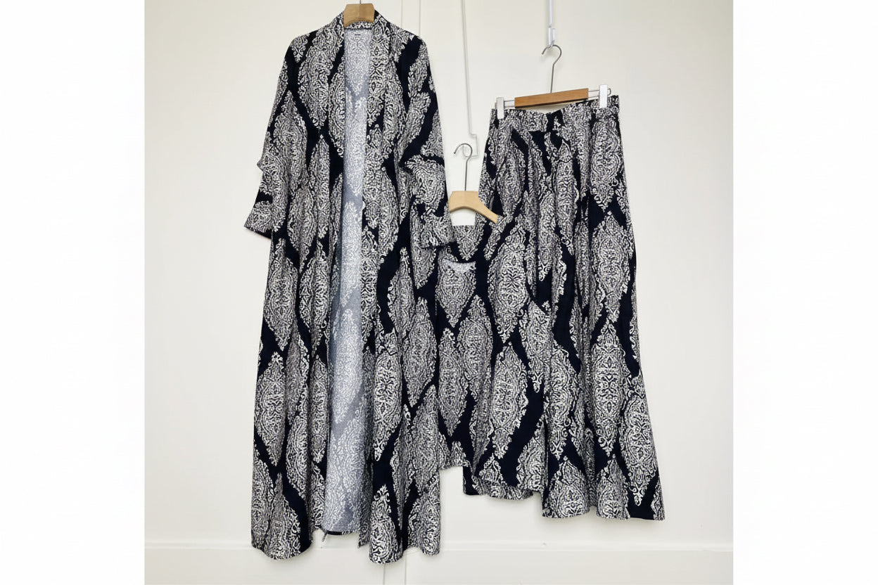 BLACK  WHITE FLOWY 3 PC SET