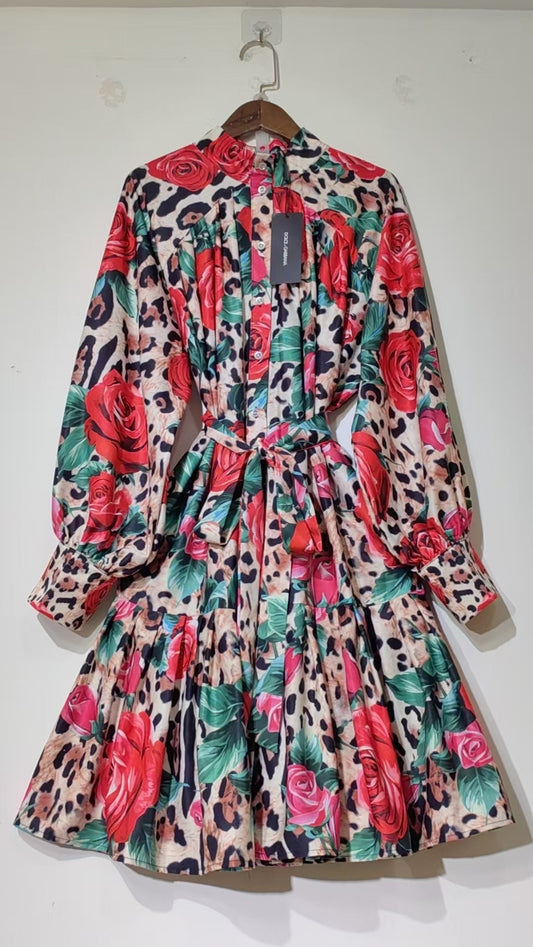 CELEBRITY GLAM  DRESS ROSES