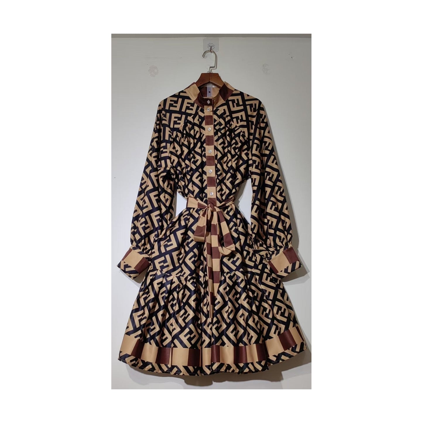 CELEBRITY GLAM  DRESS 456