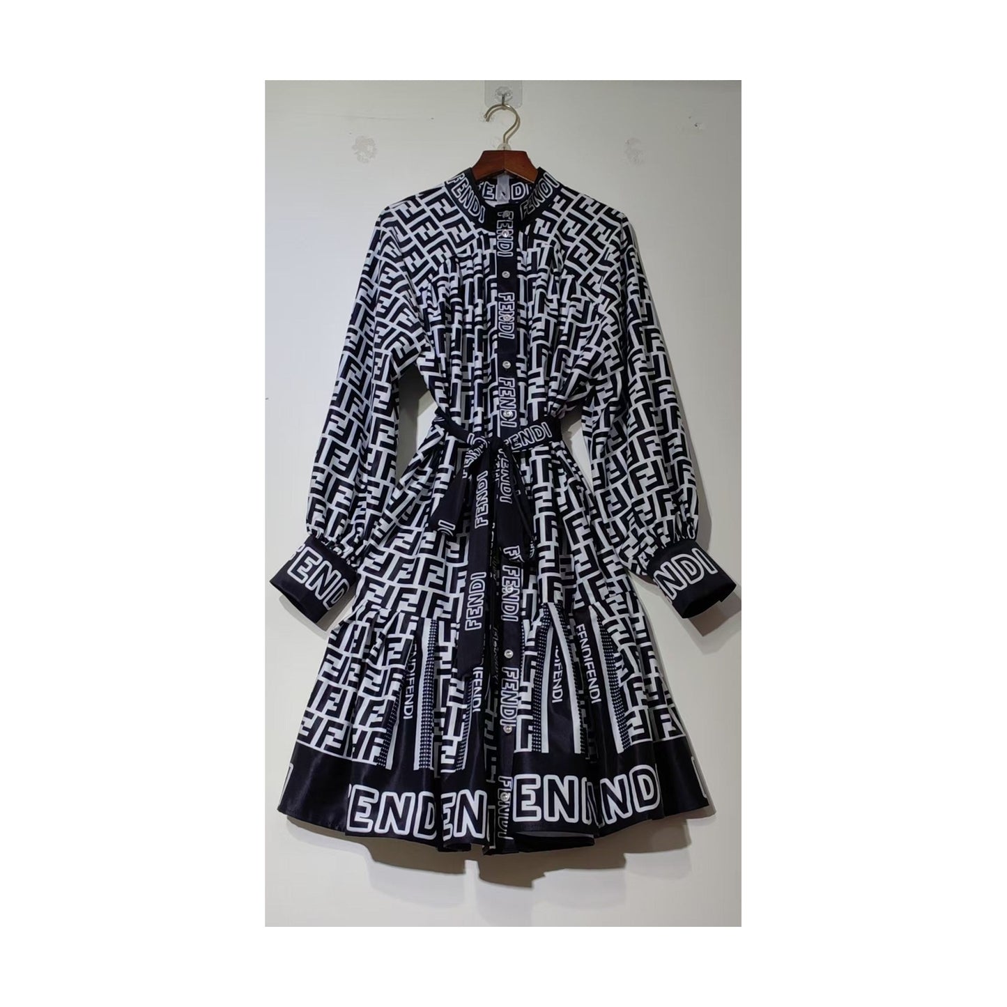 CELEBRITY GLAM  DRESS 456