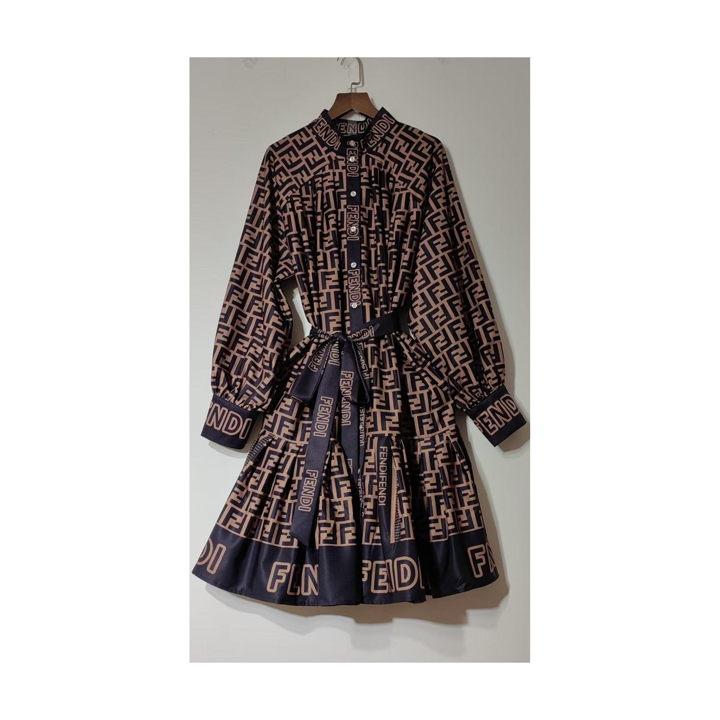 CELEBRITY GLAM  DRESS 456