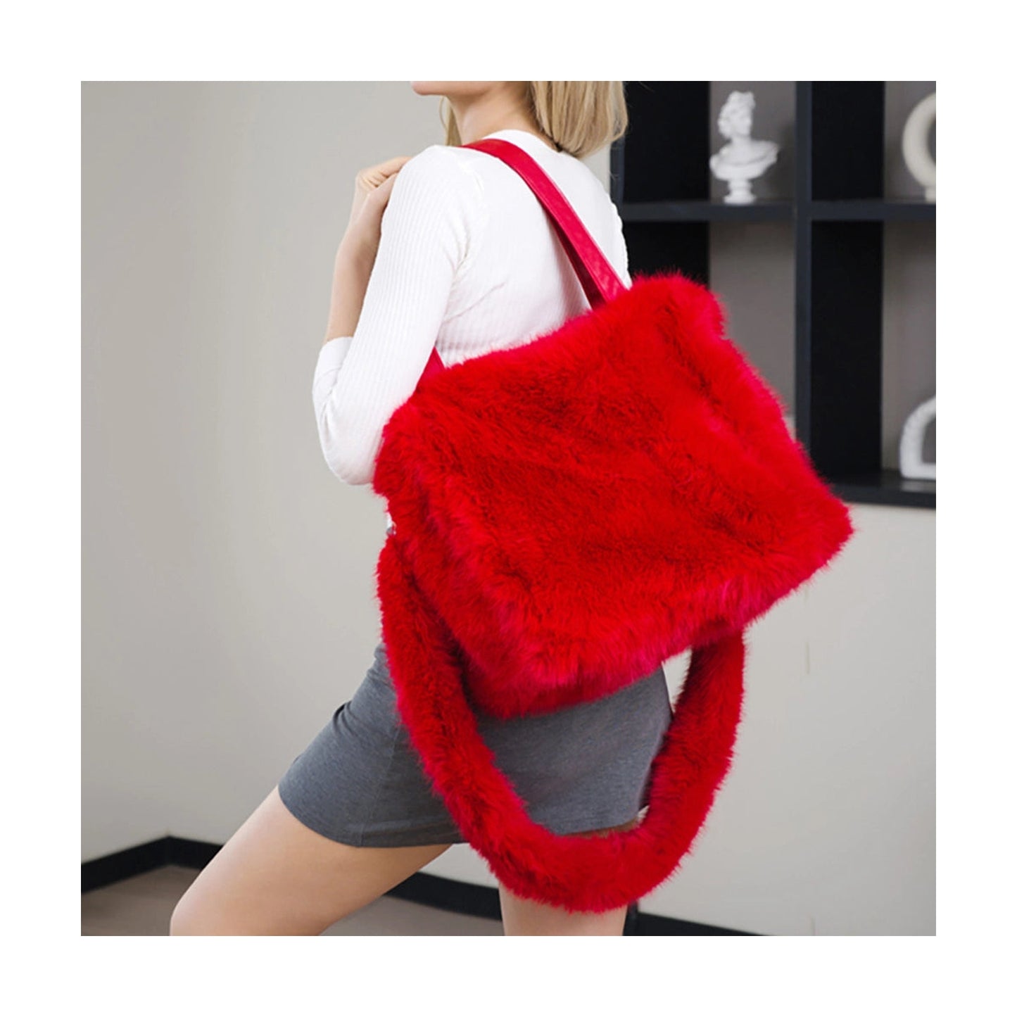 LARGE FUR TOTE