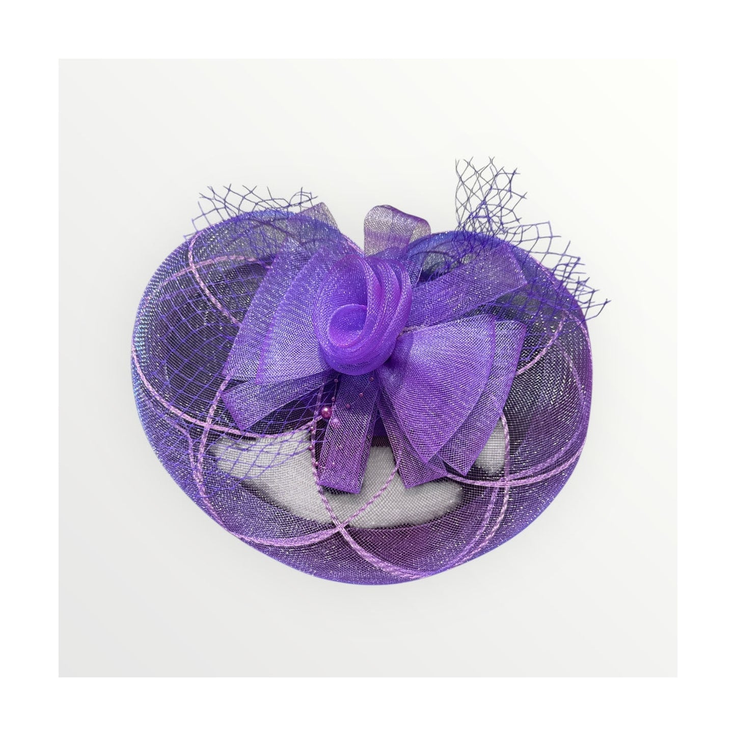 MESH FASCINATOR WITH PERLS