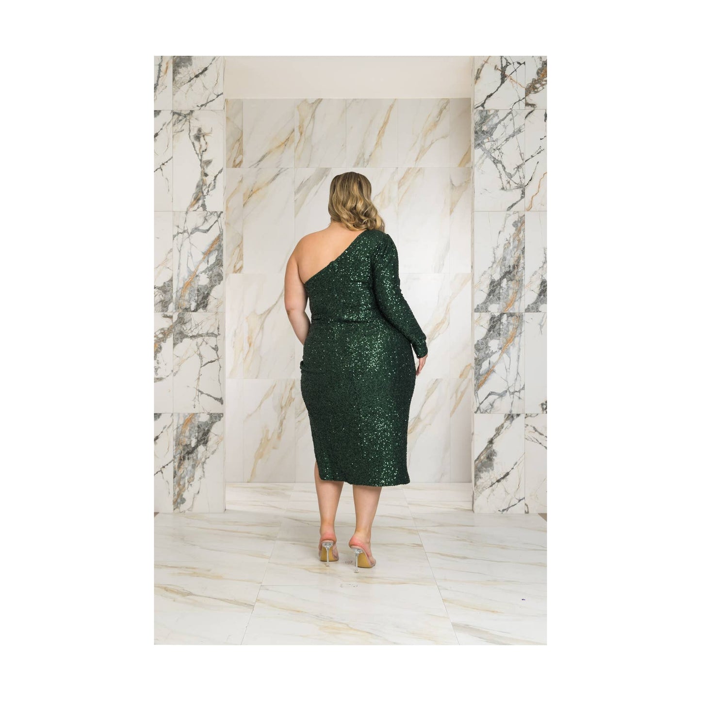 P2319_ONE SHOULDER SEQUIN MIDI DRESS: DARK RED / 2X